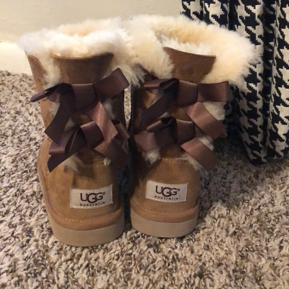 childrens uggs size 3